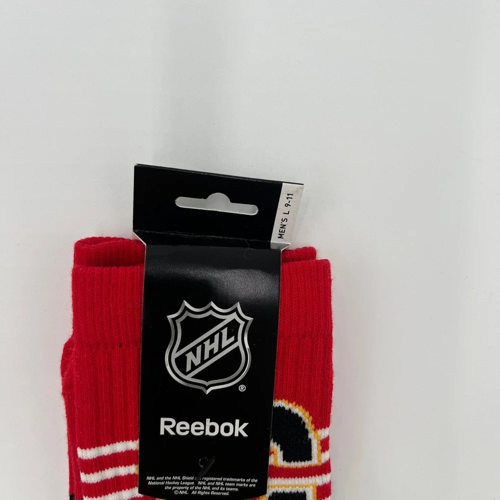 Reebok NHL Calgary Flames Men's Crew Socks 3‎ Pack Size L 9-11 Red Grey New